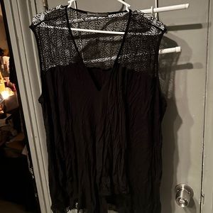 Signature Collection Black lace top🦋 sz 3x
